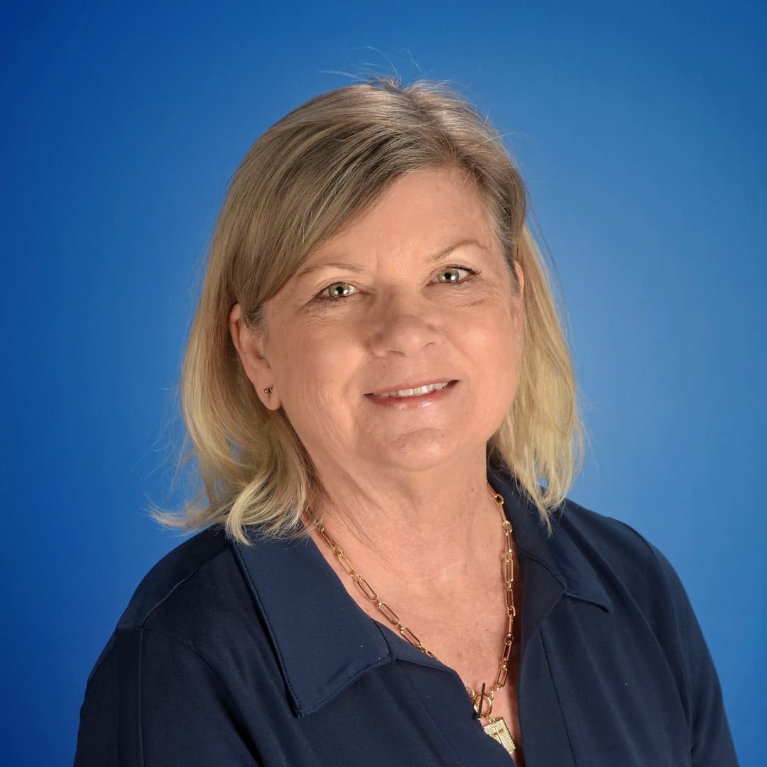 Janet Manfull, Director